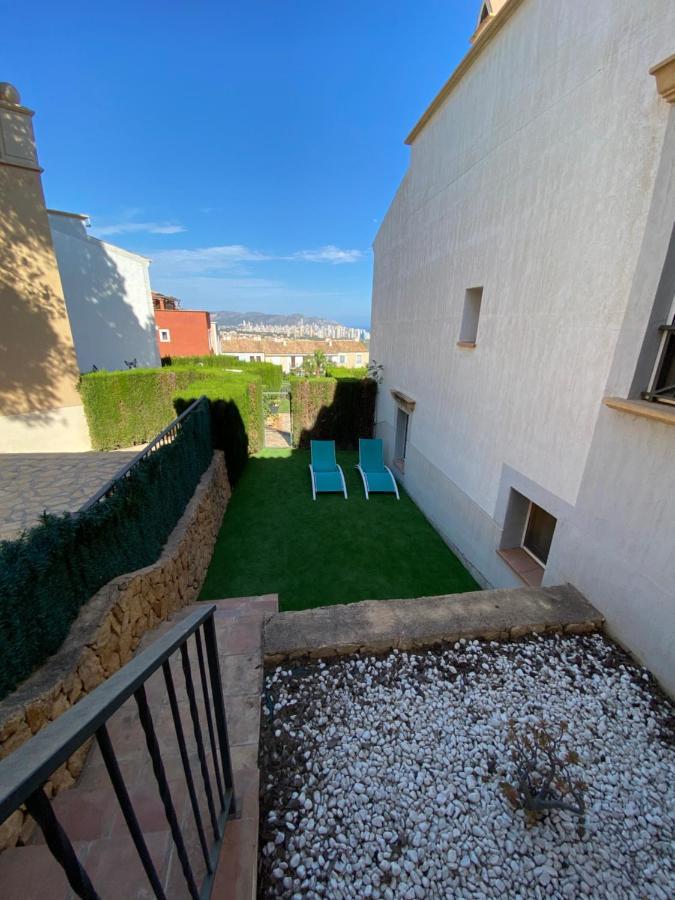 Urbanizacion Sierra Cortina Casa O Hébergement de vacances